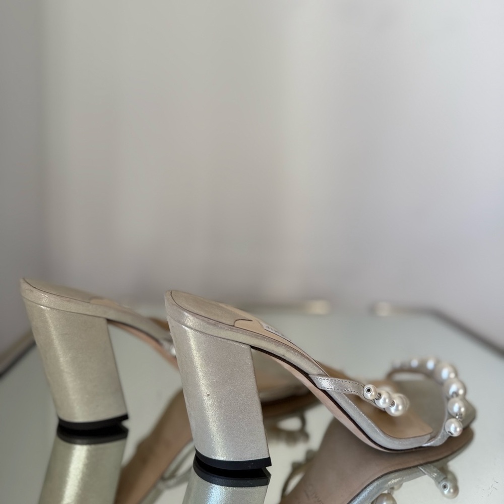New JIMMY CHOO Amara Metallic Pearly Two-Band Sandals 38.5 $975 - Picture 8 of 16